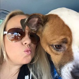 Meet your Posher, Peggy